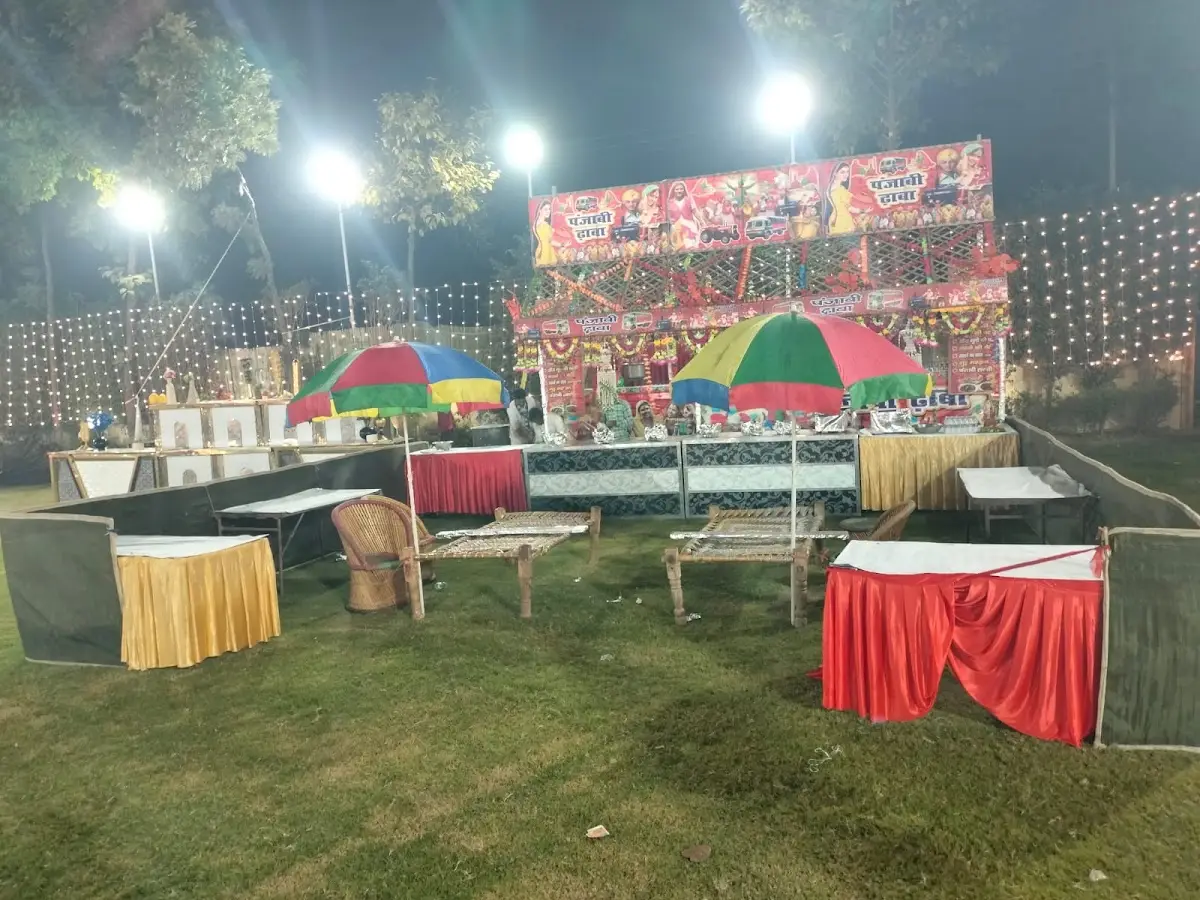 Live food station and buffet counter by Shree Gajanan Caterers